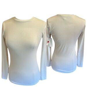 Treasure & Bond Classic White Long Sleeve Top. Must have piece in Closet. Size S